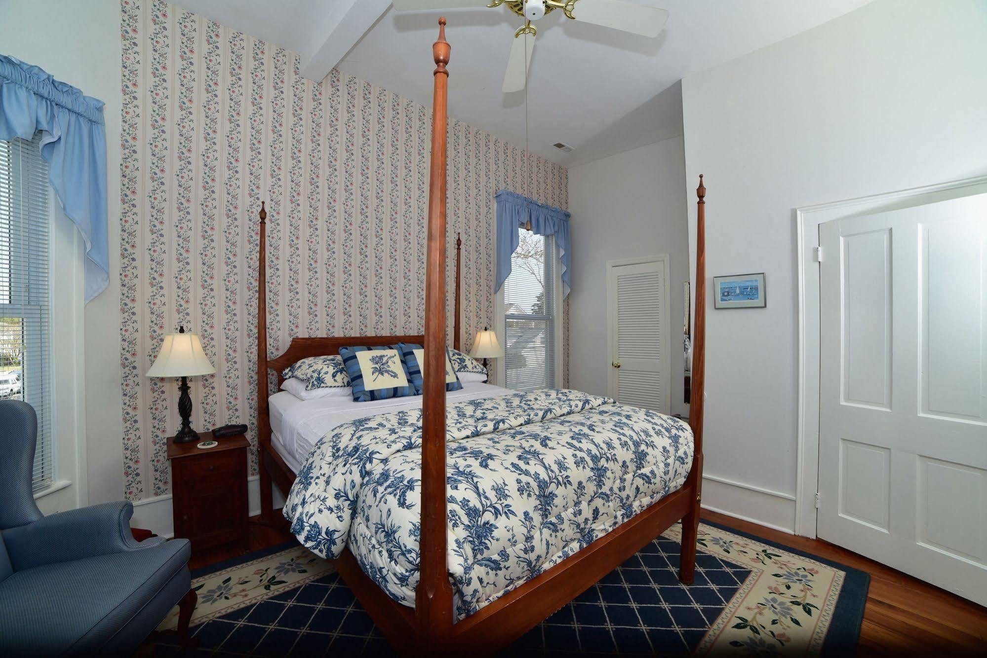 Pecan Tree Inn Beaufort Extérieur photo